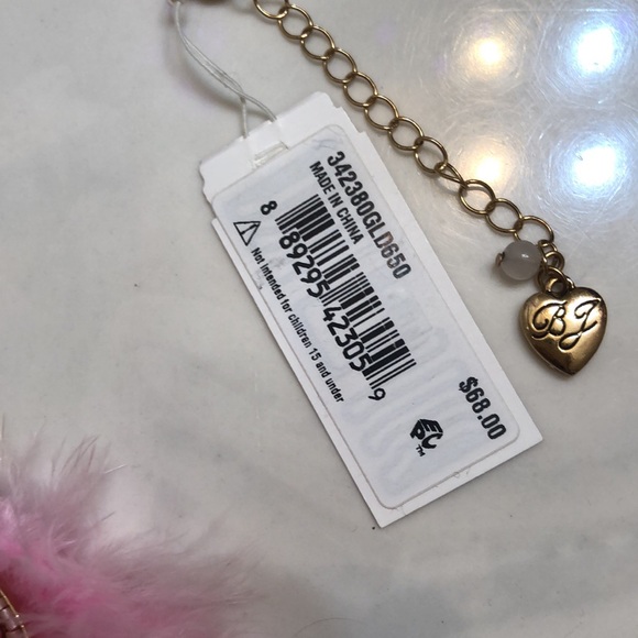 Betsey Johnson Long Necklace Parrot Pendant Crystal Raffia & Feathers NWT - Picture 4 of 16